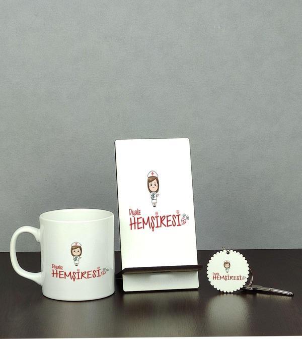 Hediyelen Diyaliz Hemşiresi Üçlü Set (Kupa + Telefon Standı + Anahtarlık) - Image 1
