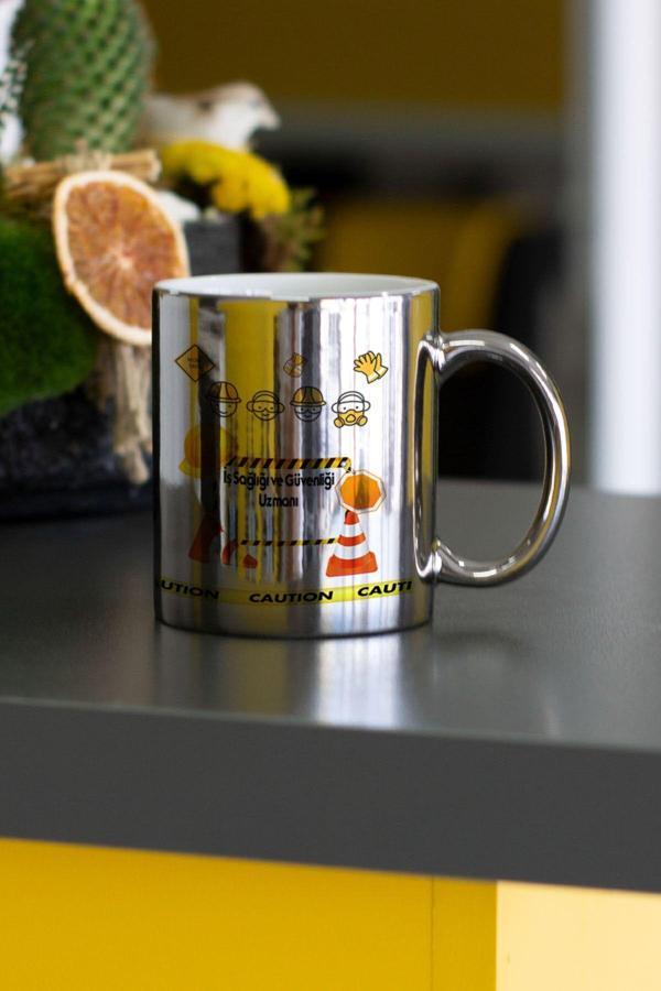 Hediyelen Iş Sağlığı Ve Güvenliği Uzmanı Gümüş Kupa Bardak - Image 1