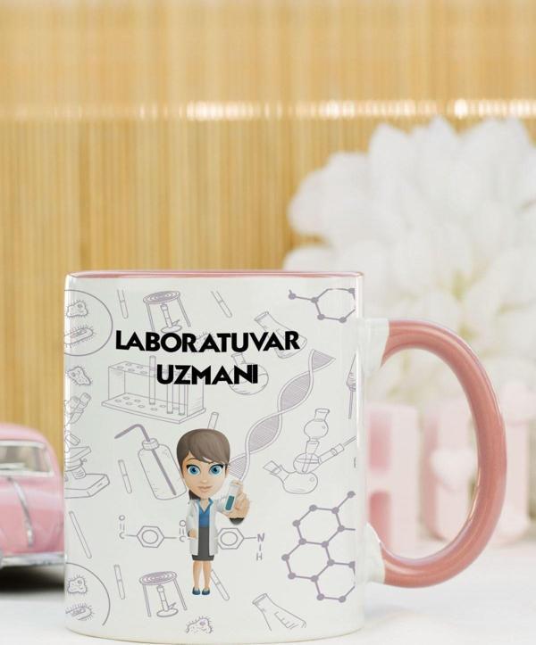 Hediyelen Laboratuvar Uzmanı Kupa Bardak Pembe - Image 1