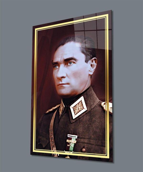İdealizbiz Atatürk Portre Üniformalı Cam Tablo Hediyelik Büyük Tablo Ev Ofis Dekoru - Image 1
