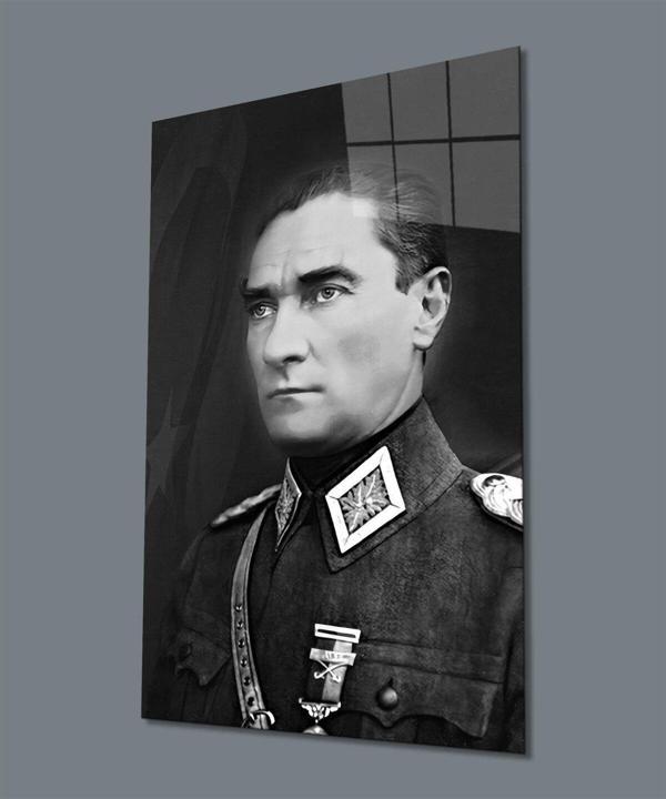 İdealizbiz Atatürk Portre Üniformalı Siyah Beyaz Cam Tablo Hediyelik Büyük Tablo Ev Ofis Dekoru - Image 1