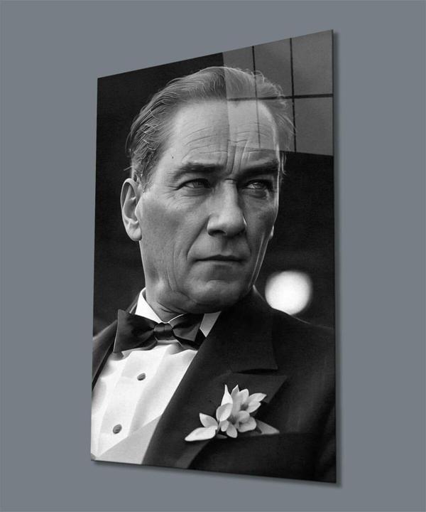 İdealizbiz Atatürk Portre Dikey Cam Tablo Hediyelik Büyük Tablo Ev Ofis Dekoru - Image 1