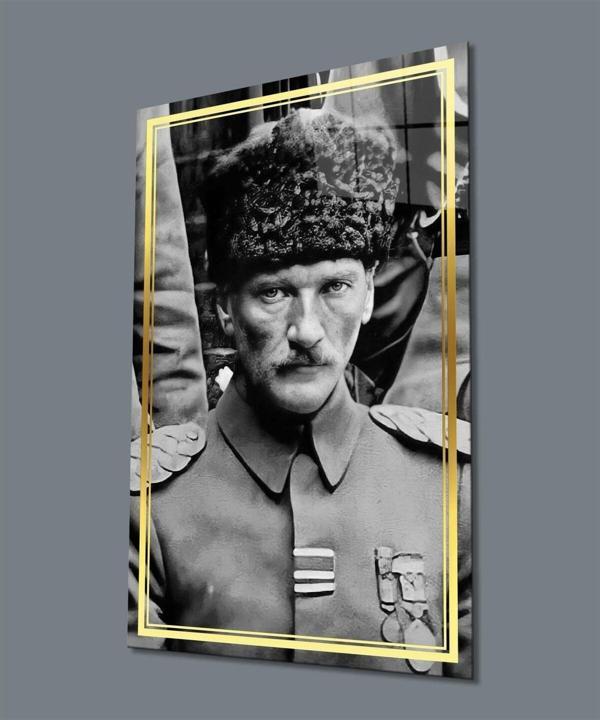 İdealizbiz Atatürk Portre Dikey Siyah Beyaz Cam Tablo Hediyelik Büyük Tablo Ev Ofis Dekoru - Image 1