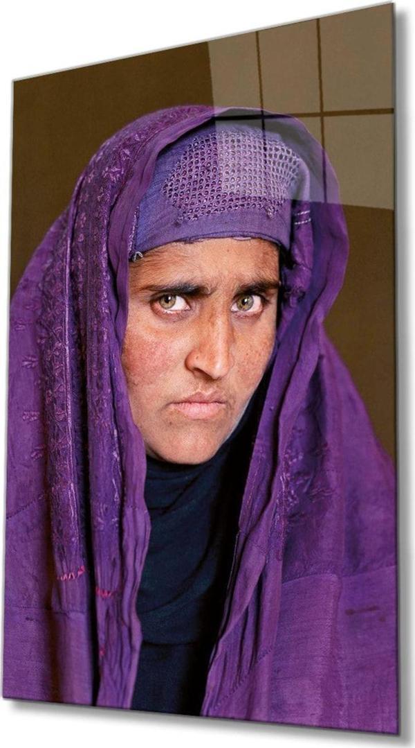 İdealizbiz Afgan Kız Yaşlı Hali Cam Tablo Ev Ve Ofis Duvar Dekoru Hediyelik Büyük Tablo Dayanıklı Cam - Image 1