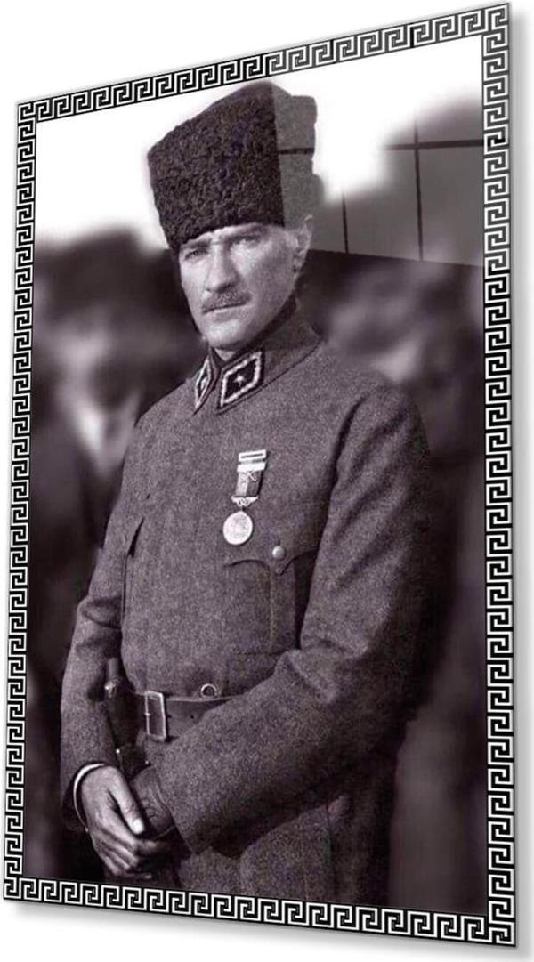 İdealizbiz Atatürk Cam Tablo 4Mm Dayanıklı Temperli Cam, Atatürk Glass Wall Art - Image 1