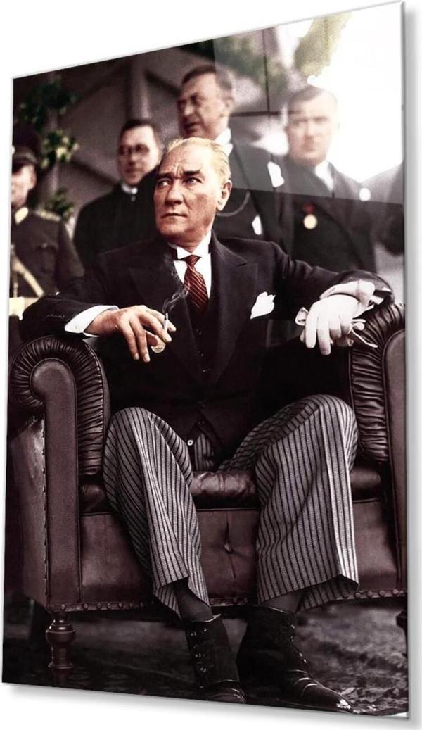 İdealizbiz Atatürk Cam Tablo 4Mm Dayanıklı Temperli Cam, Atatürk Glass Wall Art - Image 1