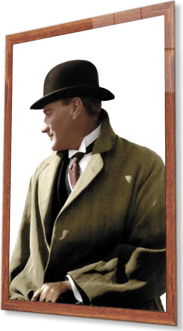 İdealizbiz Atatürk Cam Tablo 4Mm Dayanıklı Temperli Cam, Atatürk Glass Wall Art - Image 1