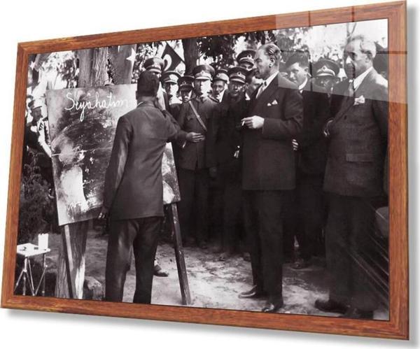 İdealizbiz Atatürk Cam Tablo 4Mm Dayanıklı Temperli Cam, Atatürk Glass Wall Art - Image 1