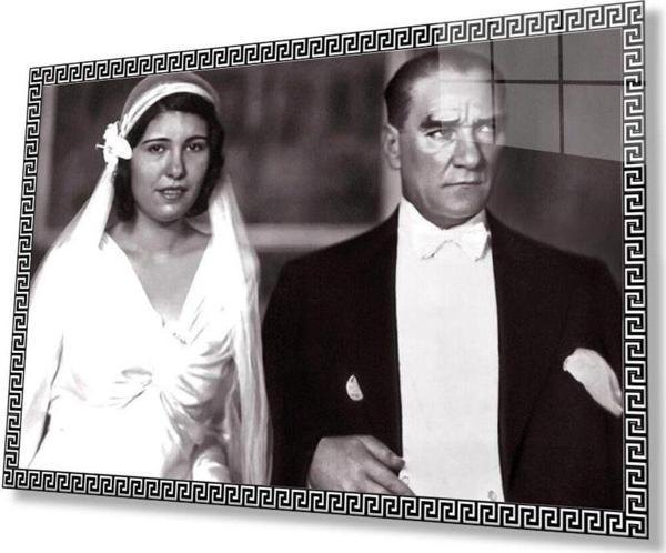İdealizbiz Atatürk Cam Tablo 4Mm Dayanıklı Temperli Cam, Atatürk Glass Wall Art - Image 1