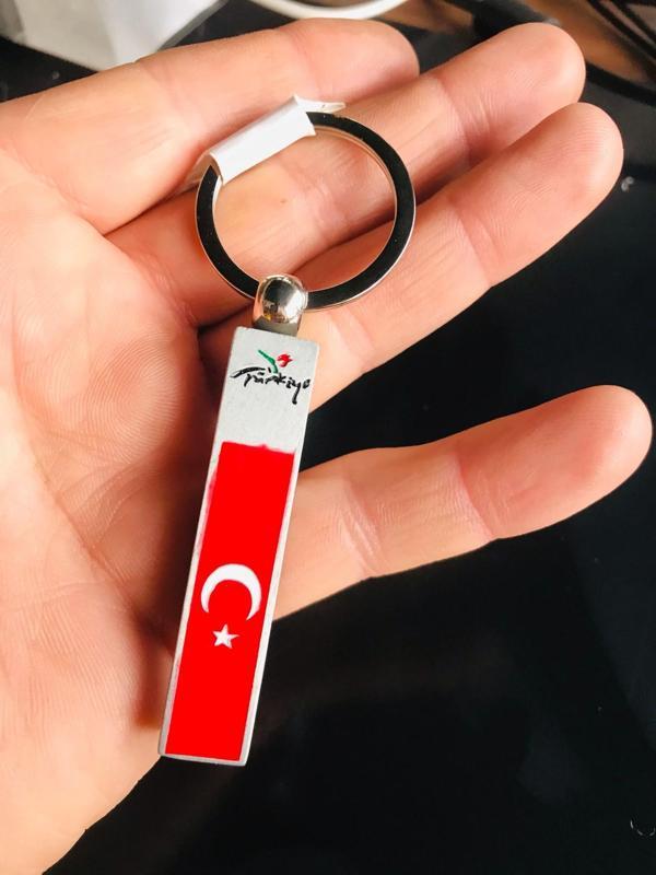 Türk Bayraklı Açacaklı Metal Anahtarlık  Şık ve Kullanışlı Tasarım - Image 1