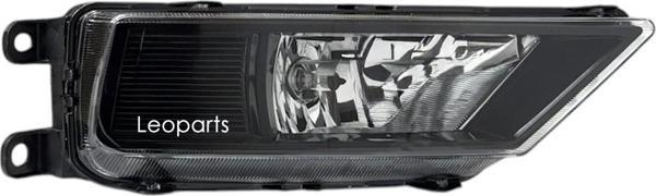 LEOPARTS Tiguan 2016-2020 / T-Roc 2017-2019 Sis Lambası Sağ (İçi Siyah) 5NA941700B - Image 1