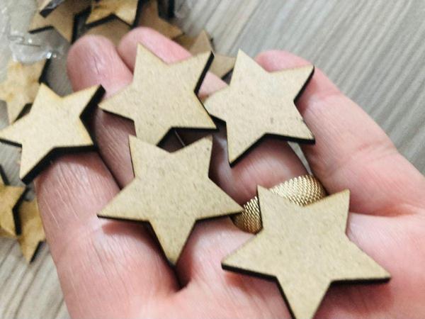 Gülüş Lazer Kesim 25 Adet Ahşap 3 Cm Boyanabilir Yıldız Hediyelik Süsleme Ürünü Ahşap Yıldız - Image 1