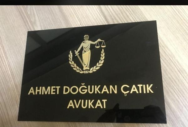 Gülüş Lazer Kesim 40X30 Cm Ebatlı Siyah Pleksi Üzeri Gold Pleksi İş Yeri Tabela Pano - Image 1