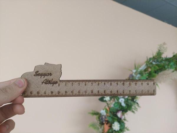 Seyyar Atölye Kişiye Özel 20 Cm Ahşap Cetvel - Image 1