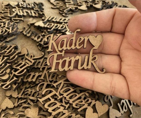 Gülüş Lazer Kesim 25 Adet Ahşap 5X4 Cm Ebatlı Birleşik Ham Ahşap İsim - Image 1