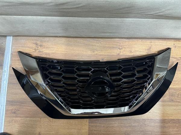 Nissan Juke Ön Panjur 2019-2025 62310-6PA0A - Image 1