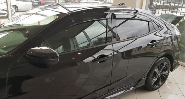 Honda Civic Uyumlu Fk7 2016-2020 Hatchback Cam Rüzgârlığı - Image 1