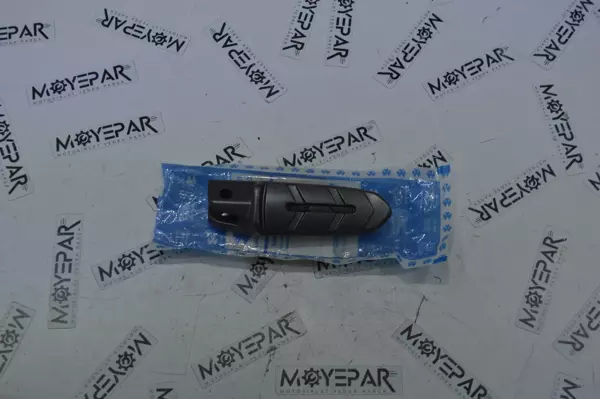 S-56JF191Y BAJAJ NS-RS 200 KOYU GRİ YOLCU BASAMAK SAĞ - Image 1