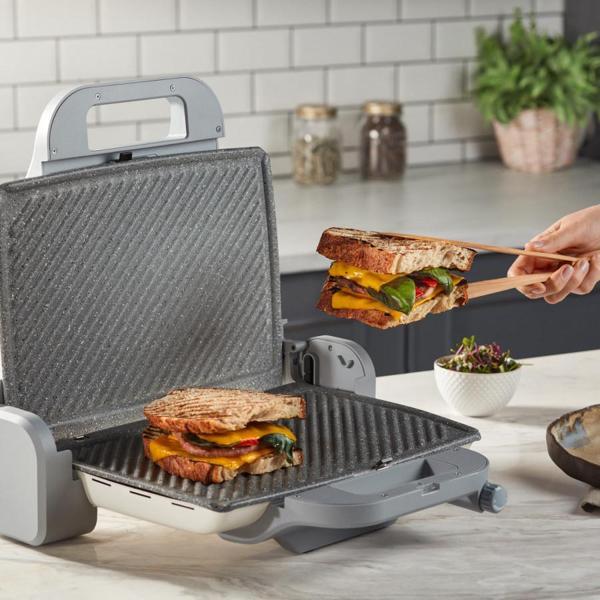Homend Toastbuster 1330H Bulut Kremi Tost Makinesi - Image 1