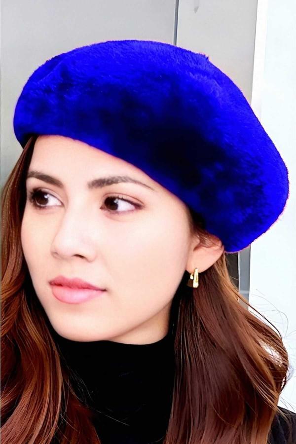 Kadın Peluş Ressam Bere - Image 1