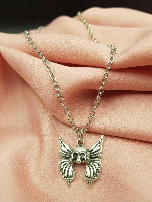 Unisex Gotic Kelebek Kafatası Kolye - Image 1