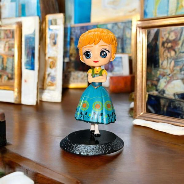 VIP FROZEN ANNA KARAKTER BİBLO 13 CM ANNA OYUNCAKLARI ANNA DEKORATİF OBJE BİBLO YILBAŞI HEDİYELERİ - Image 1