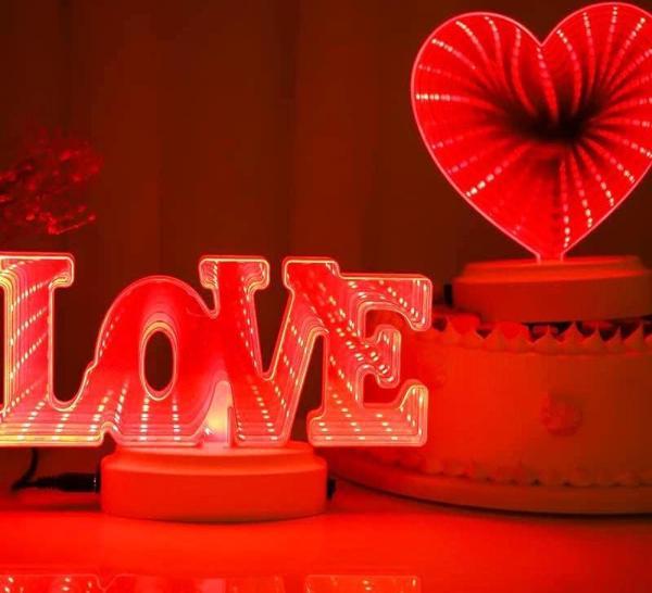 VIP LOVE + HEART LED LİGHT 3D TUNNEL LAMP 3D IŞIKLI LOVE YAZISI + LED IŞIKLI KALP USB+PİLLİ LED IŞIK - Image 1