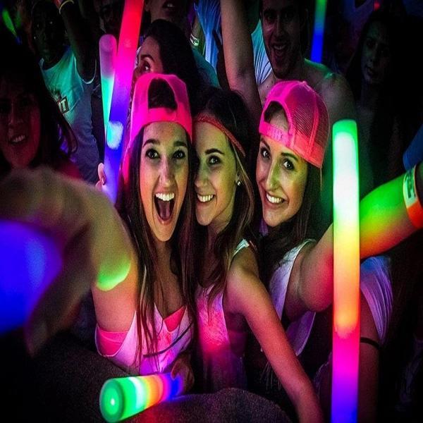 FOAM STİCK IŞIKLI ÇUBUK SÜNGER IŞIK 48 CM LED IŞIK SÜNGER LED IŞIK LED LİGHT PİLLİ LED IŞIK 99 ADET - Image 1