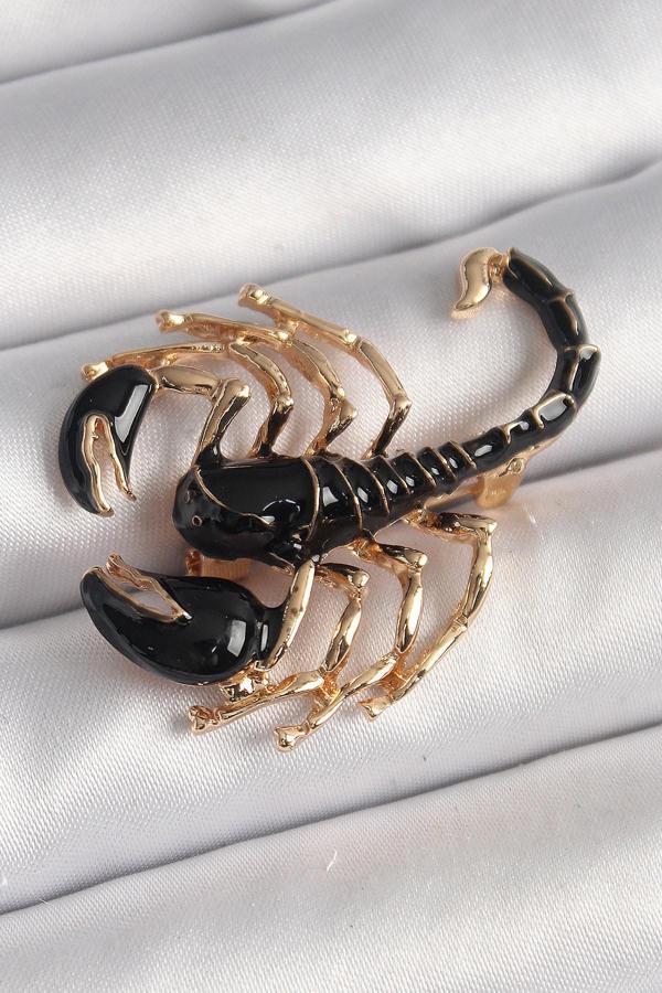 Pirinç Gold Renk Siyah Akrep Model Kadın Broş - Image 1