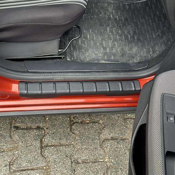 JOGGER ARACA ÖZEL 4 PARÇA KAPI EŞİĞİ PLASTİK 2022 2023 2024 2025 2026 - Image 1