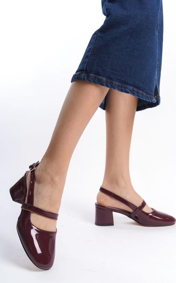 Eformoda Bordo Kadın Arkası Açık Kemer Toka Detaylı Rahat 5 Cm Klasik Topuklu Ayakkabı Drk020 38 - Image 1