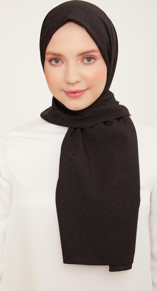Armine Abiyelik Kalp Detaylı Şal Siyah - Image 1