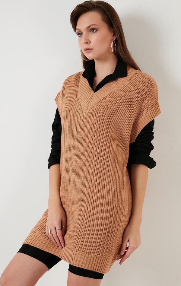 Lela V Yaka Uzun Örme Bayan Süveter 4615062 CAMEL - Image 1