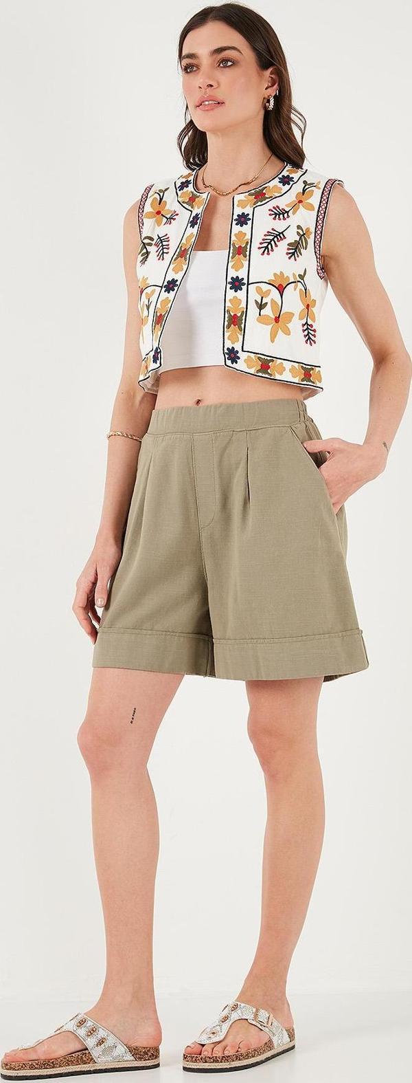 Lela Pamuklu Standart Fit Yüksek Bel Dikiş Detaylı Bayan Şort 668YP4921 HAKİ - Image 1