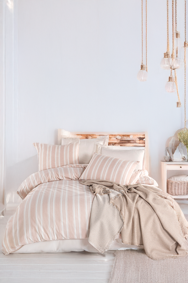 Sport Çizgili Nevresim Takımı Çift Kişilik Soft Line Bej - Image 1