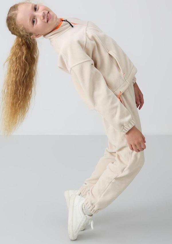 Bej Kalın Yumuşak Dokulu Standart Fit Nakışlı Polar Kız Çocuk Sweatshirt - 75157 - Image 1