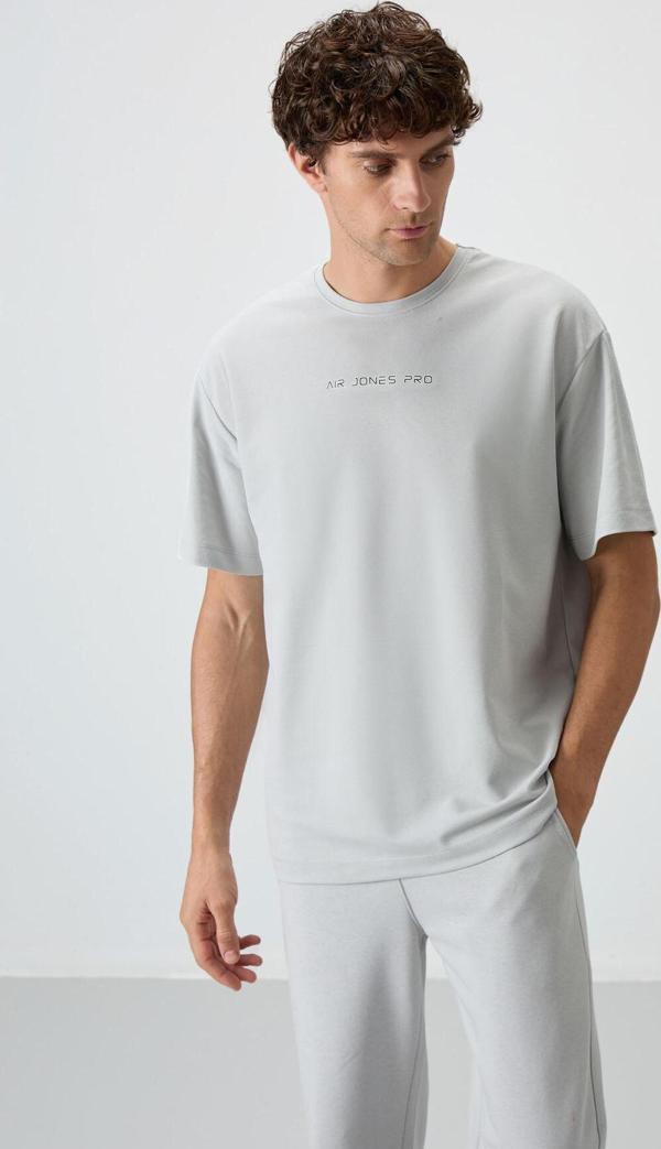 Taş Pamuklu Kalın Yüzeyi Dokulu Oversize Fit  Baskılı Erkek T-Shirt - 88364 - Image 1