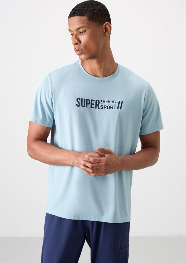 Açık Mavi Polyester Nefes Alan Dokulu İnce Esnek Standart Fit Erkek Performans T-Shirt - 88385 - Image 1