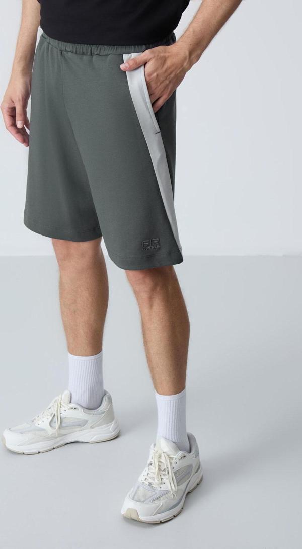 Haki Pamuklu Kalın Yumuşak Dokulu Standart Fit Basic Erkek Şort  - 81280 - Image 1