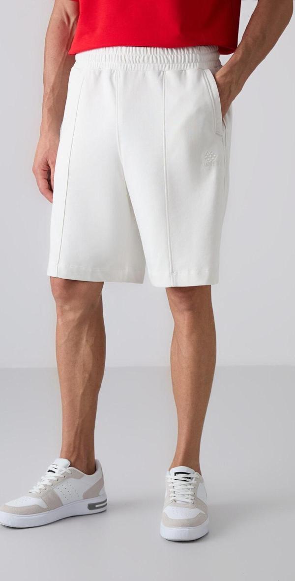 Ekru Pamuklu Kalın Yumuşak Dokulu Comfort Fit Basic Erkek Şort - 81261 - Image 1