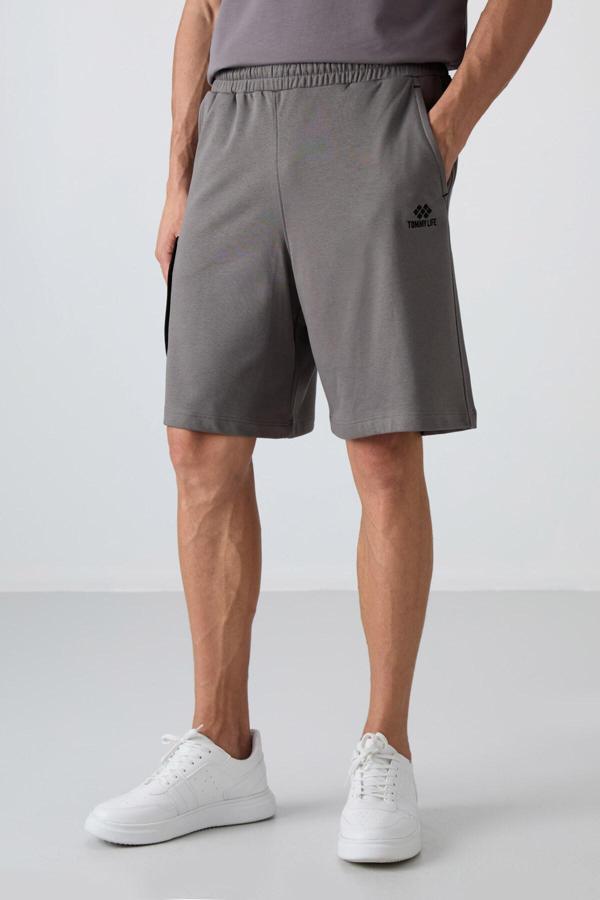 Koyu Gri Pamuklu Kalın Yumuşak Dokulu Comfort Fit Baskılı Erkek Şort - 81266 - Image 1