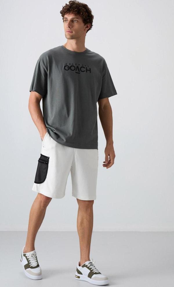 Ekru Pamuklu Kalın Yumuşak Dokulu Comfort Fit Baskılı Erkek Şort - 81266 - Image 1