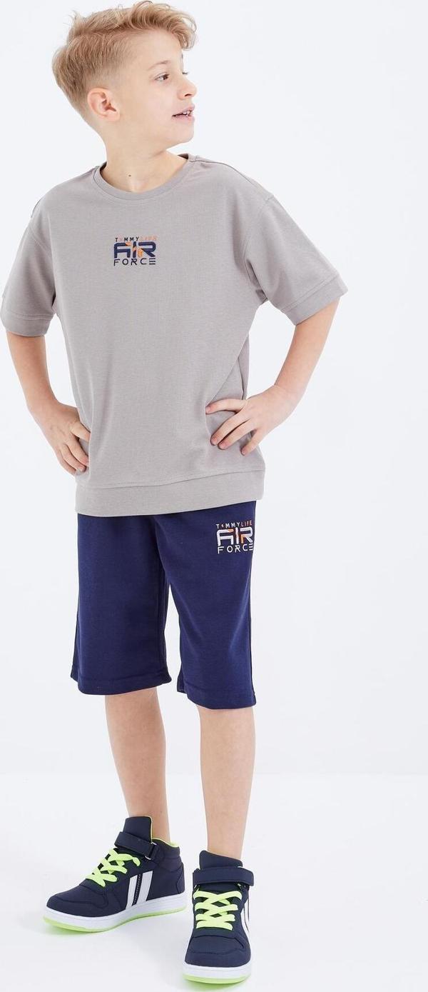 Koyu Bej - İndigo Yazı Nakışlı Oversize Erkek Çocuk Şort Takım - 10897 - Image 1