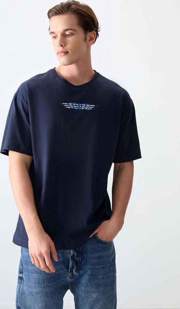 Lacivert %100 Pamuk Kalın Yumuşak Dokulu Oversize Fit Baskılı Erkek T-Shirt - 88356 - Image 1