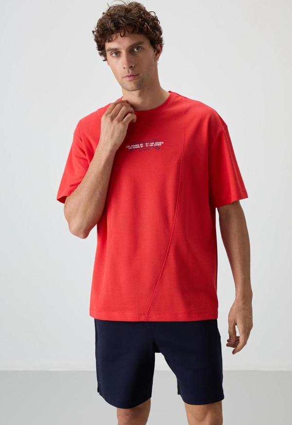 Fiesta Pamuklu Kalın Yüzeyi Dokulu Oversize Fit  Baskılı Erkek T-Shirt - 88372 - Image 1