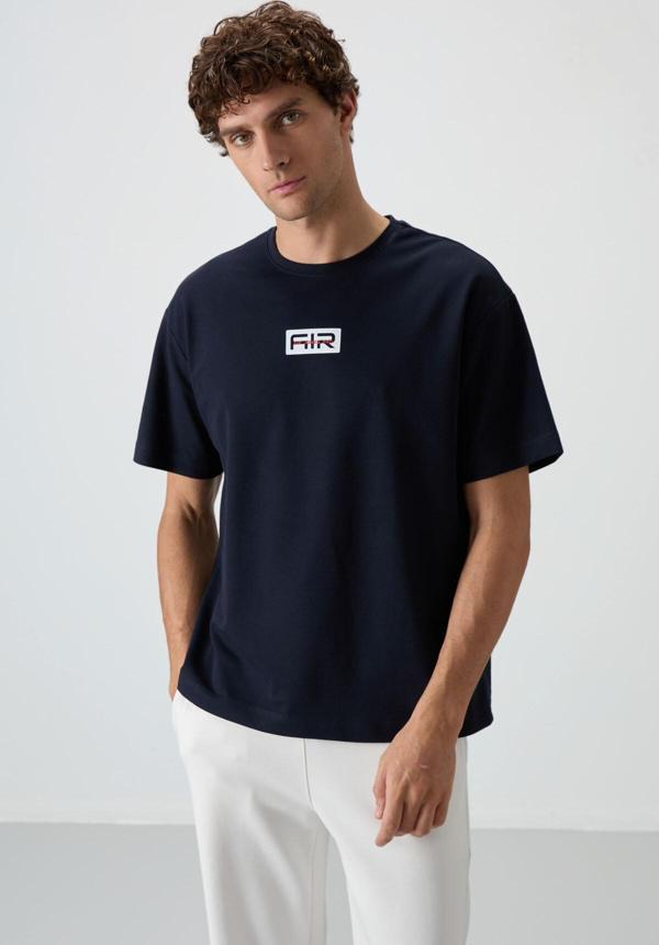 Lacivert Pamuklu Kalın Yüzeyi Dokulu Oversize Fit  Baskılı Erkek T-Shirt - 88367 - Image 1