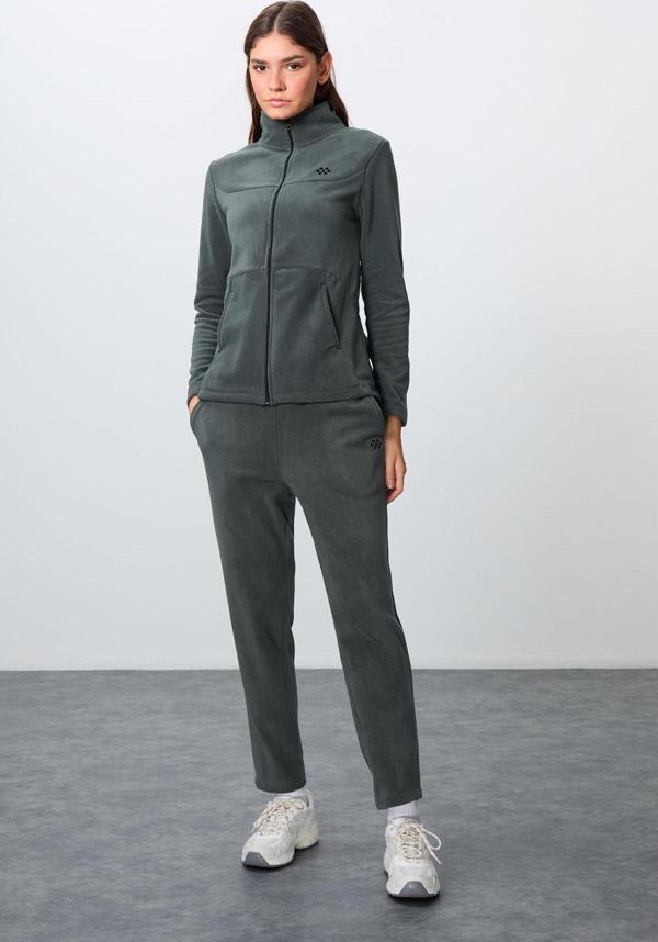 Haki Kalın Yumuşak Dokulu Dik Yaka Oversize Nakışlı Polar Kadın Eşofman Takım -95339 - Image 1