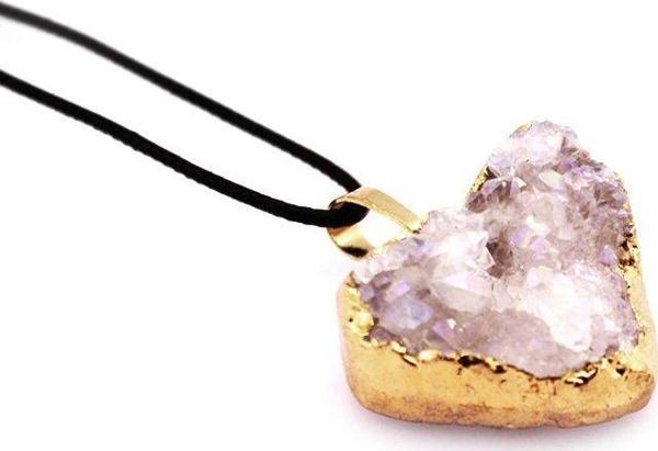 Beyaz Kristal Mineral Doğaltaş Kalp Kolye - Image 1