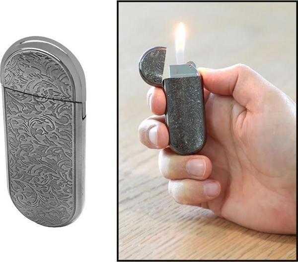 Kişiye Özel İsim Yazılı Füme Renk Sarmaşık İşlemeli Oval Tasarım Taşlı Çakmak - Image 1