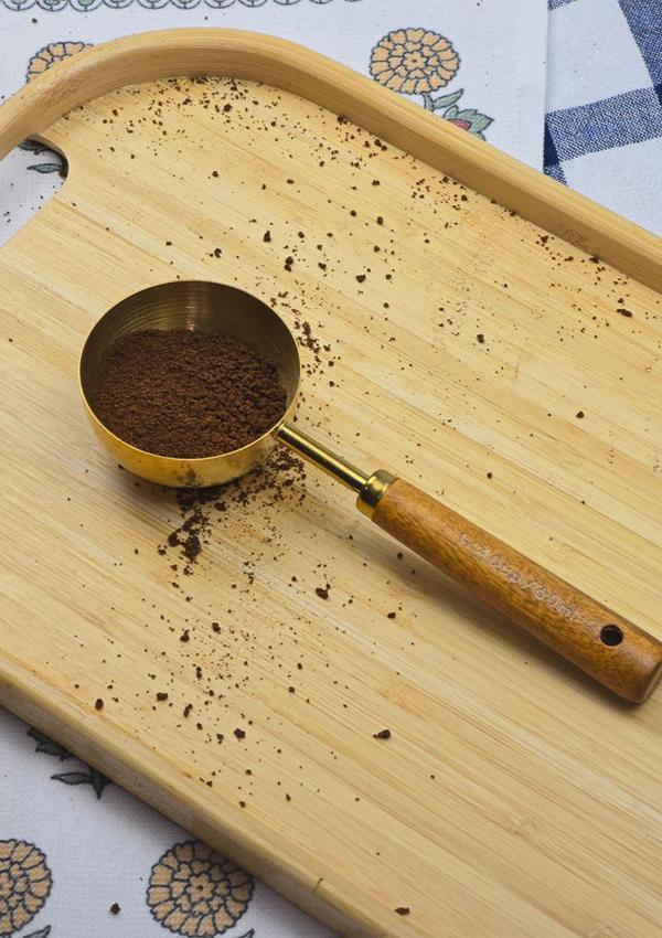 Ahşap Saplı Gold Ölçü Kaşığı - Kahve Ölçüm Kaşığı - 60 ML - Image 1